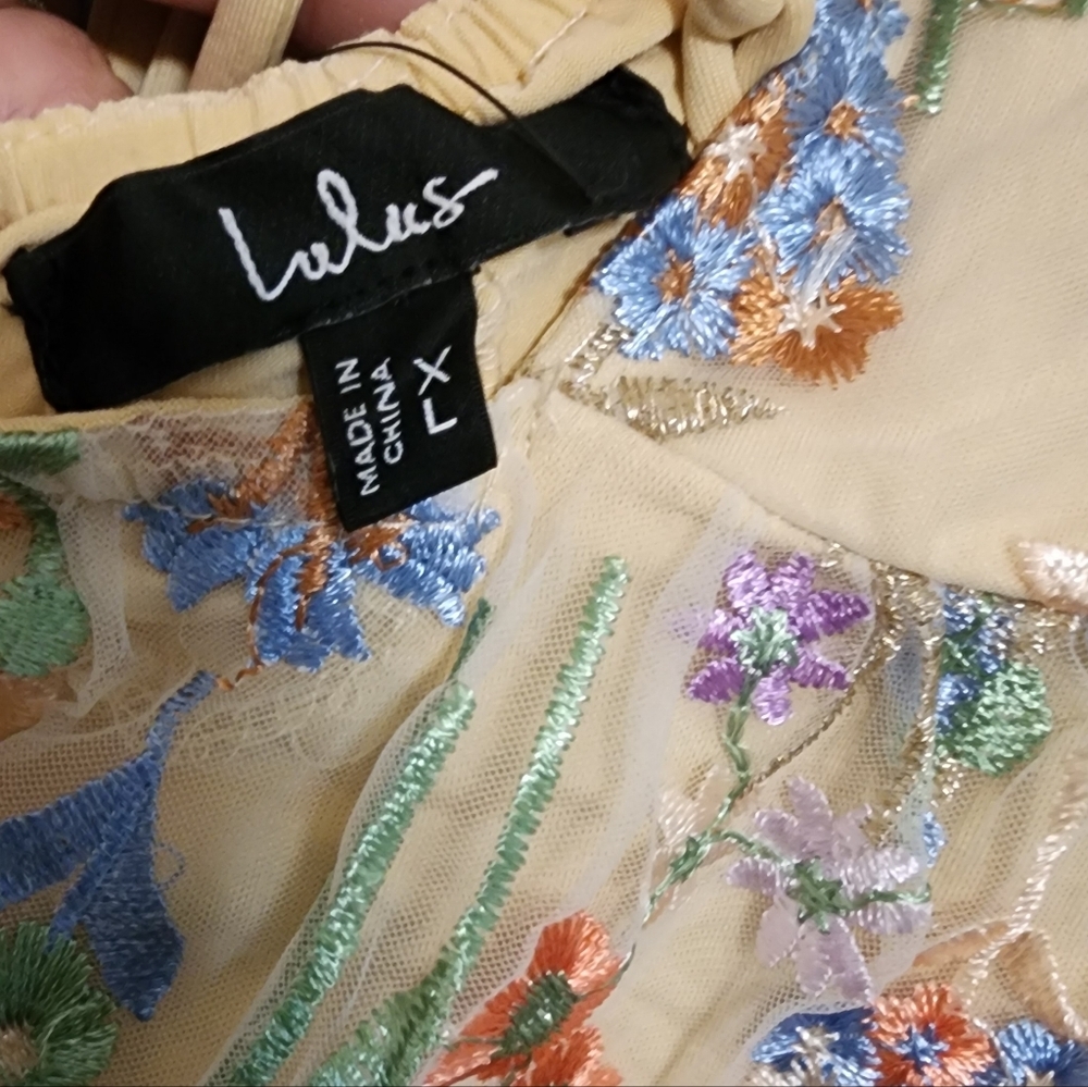 Lulus Mahryn Beige 3D Floral Embroidered Midi Bodysuit Dress XL Wedding Party - Picture 11 of 12
